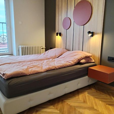 Apartman Nika Pirot Exterior foto